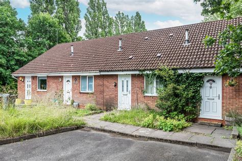 1 Bed Property To Rent In Raddlebarn Farm Drive Selly Oak Birmingham