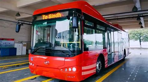 2Nd Route Of People S Bus Service Becomes Operational In Karachi