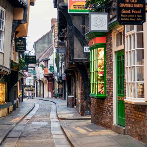 7 Best Uk City Breaks For Couples Romantic Breaks Trainline