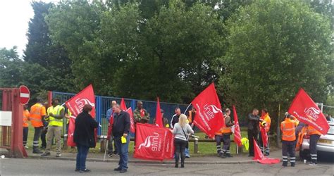 Bin Workers Step Up Action Socialist Party