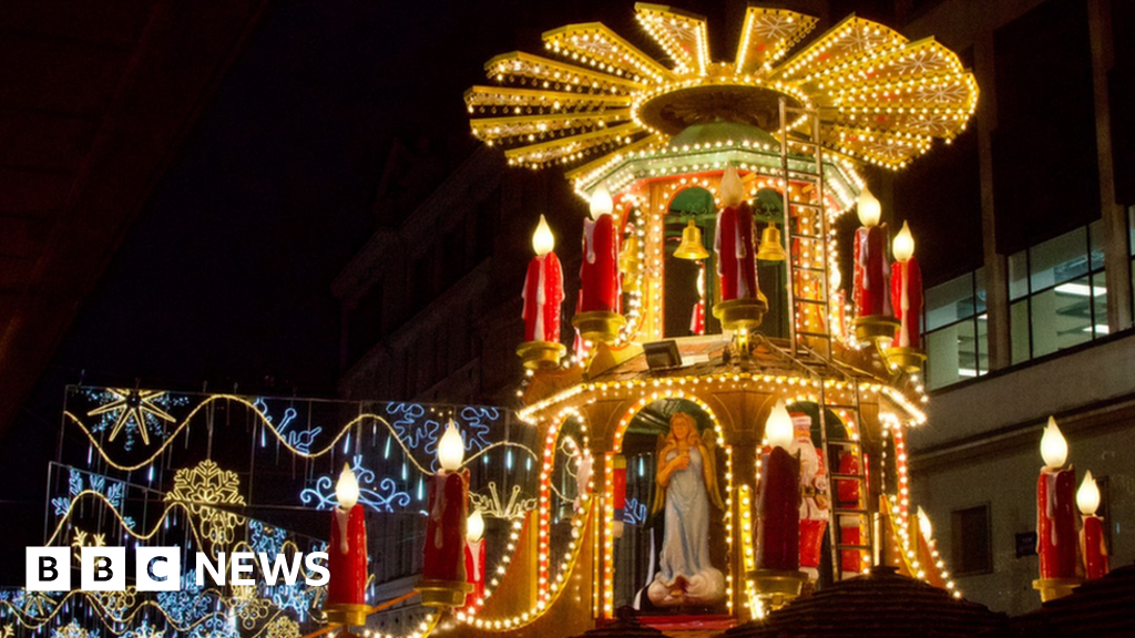 Birmingham Christmas Market Still On Despite Woes Bbc News