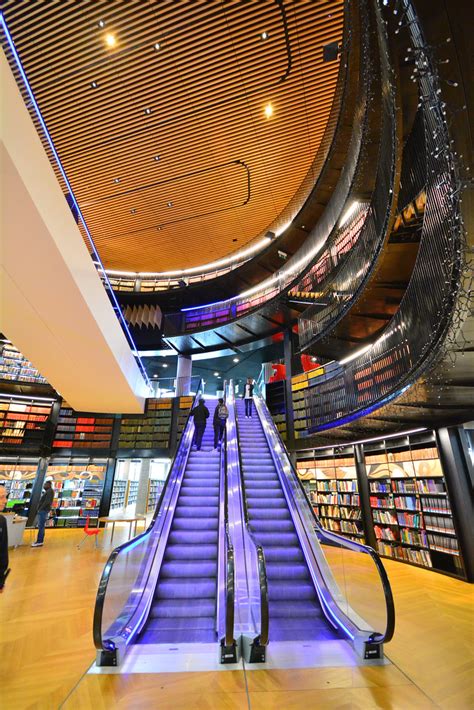 Birmingham Library Of Birmingham Birmingham 5 9 2015 Martin