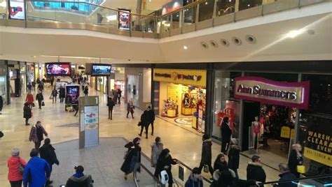 Bullring Birmingham Shops Where To Eat Opening Times And Parking