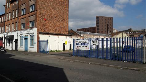 Cecil St Car Park