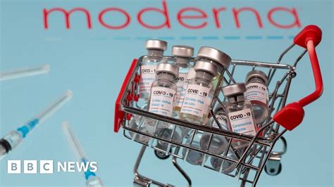 Covid Us Approves Moderna As Second Vaccine Bbc News