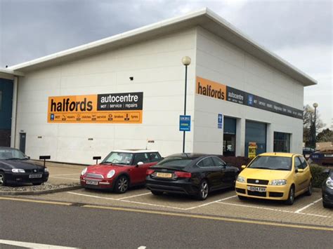 Crawley Halfords Autocentre Open On Denvale Trade Park