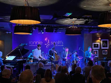 Grapefruit Moon Ronnie Scott S Jazz Club Ronnie S Bar