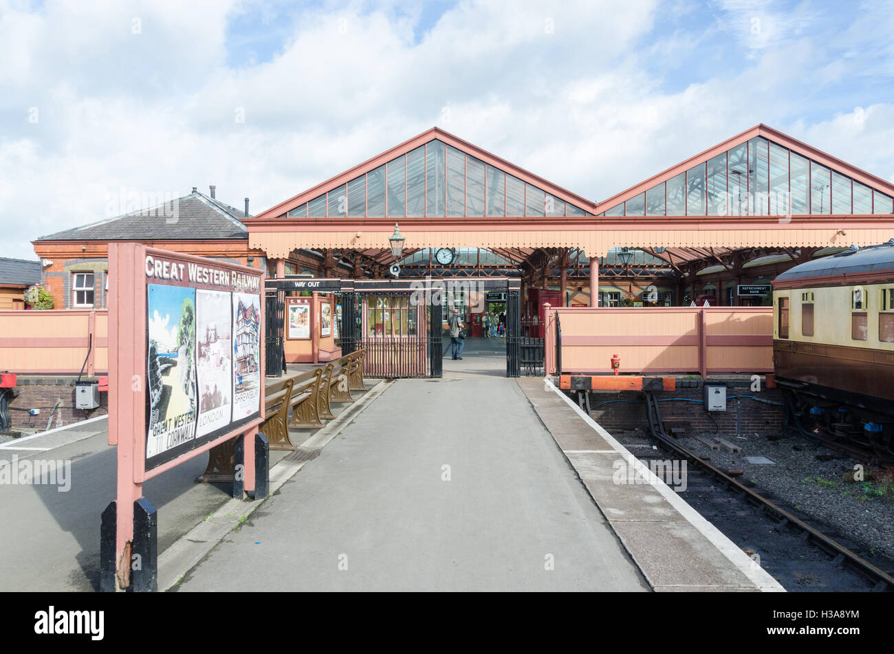 Kidderminster Station At The End Of The Richard Law Cc By Sa 2 0