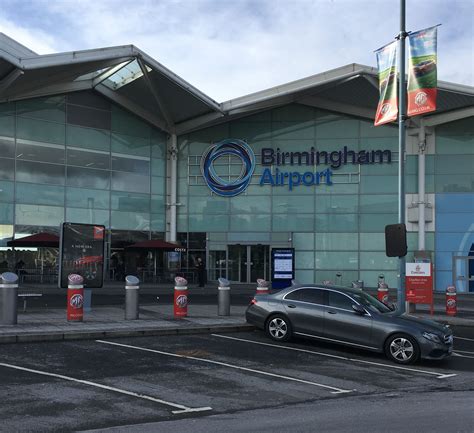 Make Your Journey Easier By Hiring Taxi Birmingham Airport In 2021