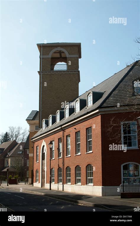 Medical Centre Dickens Heath West Midlands England Uk Stock Photo