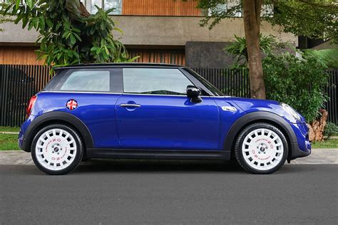 Mini Cooper S Blue Oz Rally Racing Wheel Front