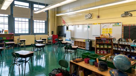 New York City Reaches Deal With Teachers Union Will Reopen Schools On Sept 21 Npr Amp Houston