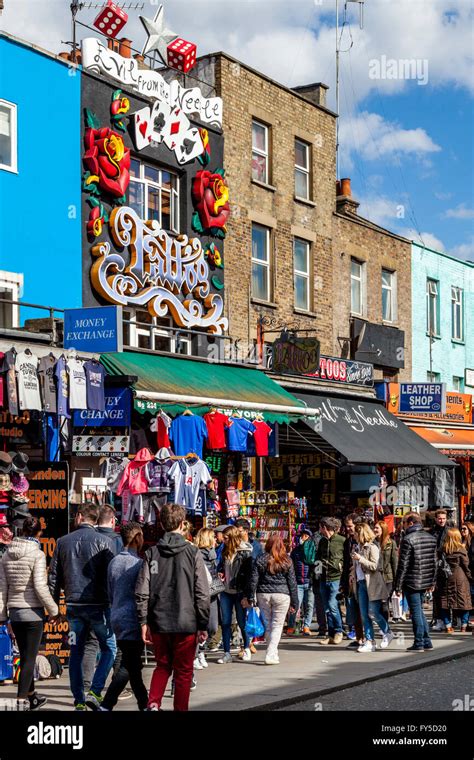 People Shopping In Camden Sunday Market Camden Town London Uk Stock