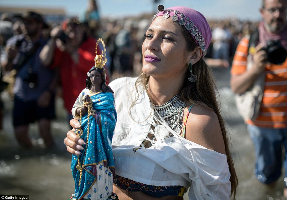 Roma Gipsies Descend On French Town In Colourful Caravans To Pay Homage