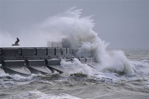 Storm Isha Map Where And What Time Will Unusual Danger To Life Wind