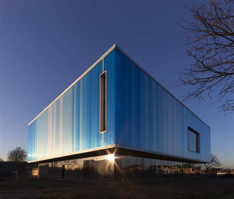 The Lighthouse Young People S Centre Associated Architects Archdaily