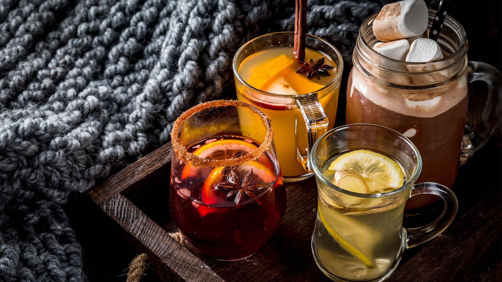 The Ultimate Five Cocktails To Keep You Warm On A Crisp Autumn Day Ai