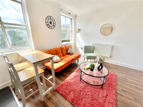 Town Centre Flat Great For Contractors Sleeps 4 Free Parking Southampton Updated Prices 2025