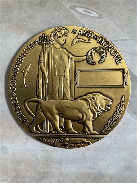 Wwi Memorial Plaque Dead Man S Penny World War One Medallion Army